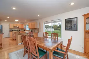 252 Laura Ln, Sequim, WA 98382 - Photo 9