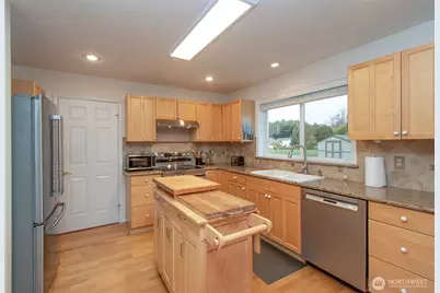 252 Laura Lane, Sequim, WA 98382 - Photo 11