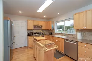 252 Laura Ln, Sequim, WA 98382 - Photo 11