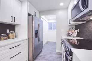 12618 100th Ln NE, Kirkland, WA 98034 - Photo 9