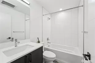 909 Hiawatha Pl S, Seattle, WA 98144 - Photo 13