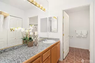 12439 NE Totem Lake Way, Kirkland, WA 98034 - Photo 17