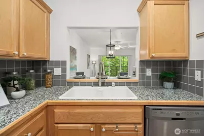 12439 NE Totem Lake Way #106, Kirkland, WA 98034 - Photo 13