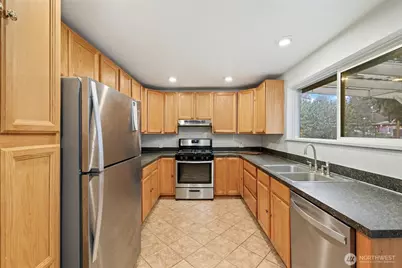 1211 Stillwell Street NE, Olympia, WA 98516 - Photo 5