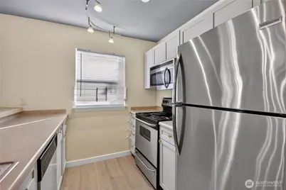 9805 Avondale Road NE #S252, Redmond, WA 98052 - Photo 9