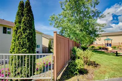 8105 88th Street NE, Marysville, WA 98270 - Photo 33