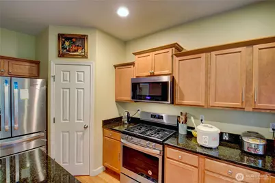 8105 88th Street NE, Marysville, WA 98270 - Photo 13