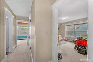 708 Warren Ave N, Seattle, WA 98109 - Photo 25