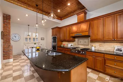 303 Benton Street, La Conner, WA 98257 - Photo 9