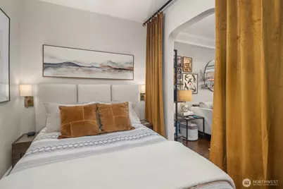 325 Harvard Avenue E #302, Seattle, WA 98102 - Photo 15