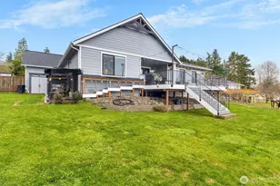 12760 Country Club Pl, Burlington, WA 98233 - Photo 29