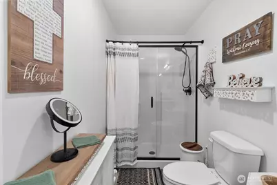 12760 Country Club Place, Burlington, WA 98233 - Photo 23