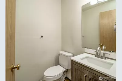 8717 161st Street E, Puyallup, WA 98375 - Photo 5