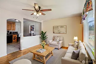 1215 117th St S, Tacoma, WA 98444 - Photo 3