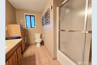 15 E Kellogg Street, Clallam Bay, WA 98326 - Photo 21