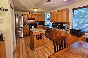 15 E Kellogg St, Clallam Bay, WA 98326 - Photo 9