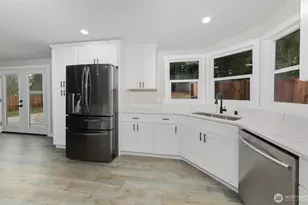 225 N Lake Roesiger Rd, Snohomish, WA 98290 - Photo 5