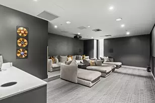 2510 6th Ave, Seattle, WA 98121 - Photo 17