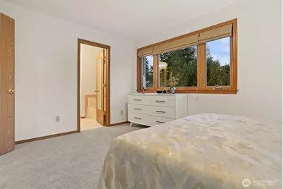 5518 168th Place SW, Lynnwood, WA 98037 - Photo 17