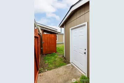 20309 77th Avenue Ct E, Spanaway, WA 98387 - Photo 33