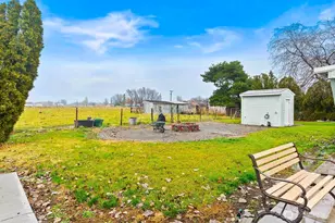 163106 W North River Rd, Prosser, WA 99350 - Photo 23