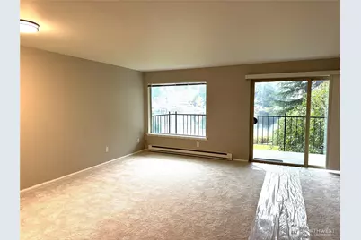 322 N 134th Street #203, Seattle, WA 98133 - Photo 3