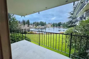 322 N 134th St, Seattle, WA 98133 - Photo 7