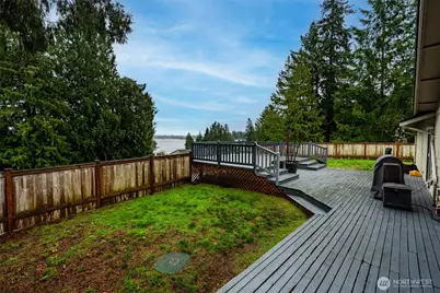 4614 Lakeridge Drive E, Lake Tapps, WA 98391 - Photo 19