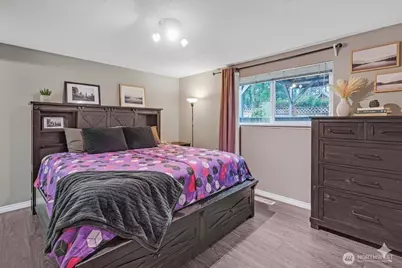 4614 Lakeridge Drive E, Lake Tapps, WA 98391 - Photo 11