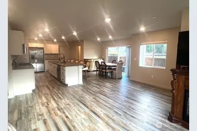 3572 Hoffman Hill Boulevard, DuPont, WA 98327 - Photo 3