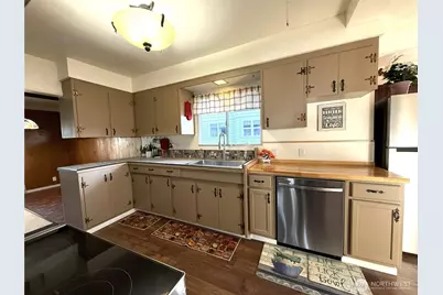 1012 N Steele Street, Tacoma, WA 98406 - Photo 3