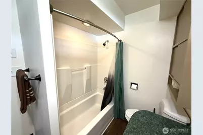 1012 N Steele Street, Tacoma, WA 98406 - Photo 9