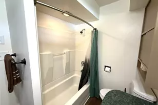 1012 N Steele St, Tacoma, WA 98406 - Photo 9