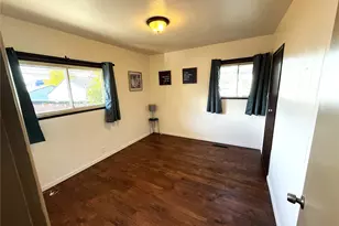 1012 N Steele St, Tacoma, WA 98406 - Photo 7