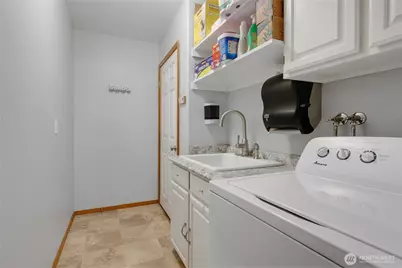 2915 Stirling Court SE, Olympia, WA 98501 - Photo 7