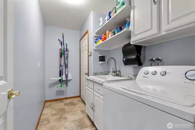 2915 Stirling Court SE, Olympia, WA 98501 - Photo 11