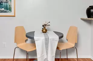 323 Queen Anne Ave N, Seattle, WA 98109 - Photo 5