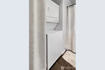 323 Queen Anne Avenue N #408, Seattle, WA 98109 - Photo 19