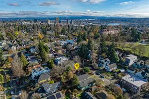 2116 N 51st St, Seattle, WA 98103 - Photo 5