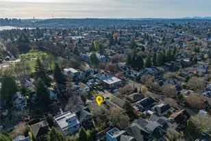 2116 N 51st St, Seattle, WA 98103 - Photo 3