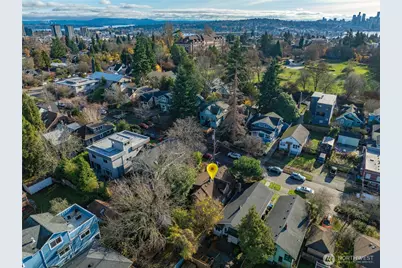 2116 N 51st Street, Seattle, WA 98103 - Photo 9