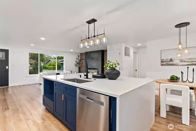 19002 Ashworth Avenue N, Shoreline, WA 98133 - Photo 17