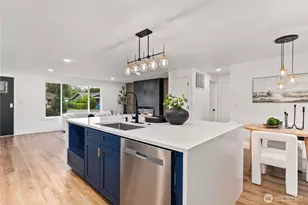 19002 Ashworth Ave N, Shoreline, WA 98133 - Photo 17