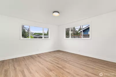 19002 Ashworth Avenue N, Shoreline, WA 98133 - Photo 31