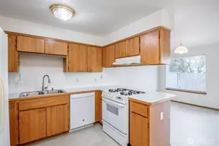 808 13th Street SE, Puyallup, WA 98372 - Photo 17