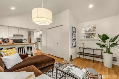 5143 46th Avenue NE, Seattle, WA 98105 - Photo 13