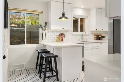 1556 S Pearl Street, Seattle, WA 98108 - Photo 5