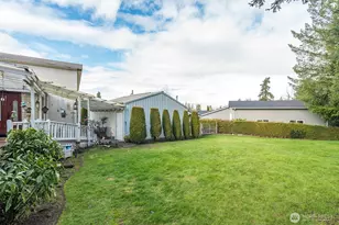 326 Prestwick Dr, Camano Island, WA 98282 - Photo 3