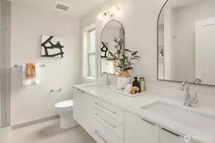 641 18th Ave W, Kirkland, WA 98033 - Photo 13