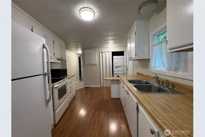 201 Union Avenue SE #154, Renton, WA 98059 - Photo 5